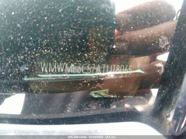 2010 MINI COOPER WMWMF3C57ATU78065 Photo 8