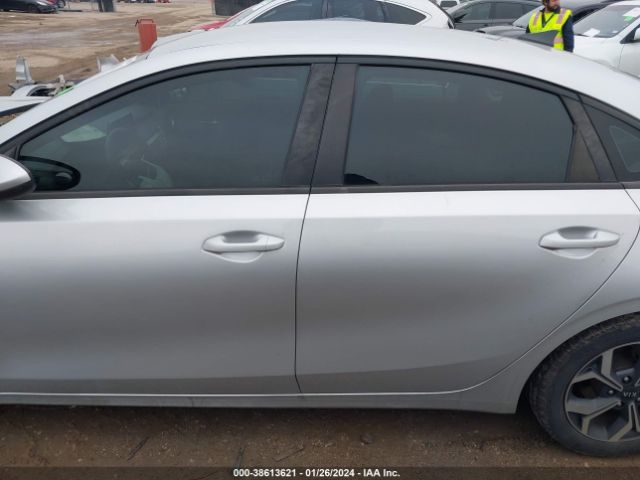 3KPF24AD9KE052539 KIA Forte Lxs