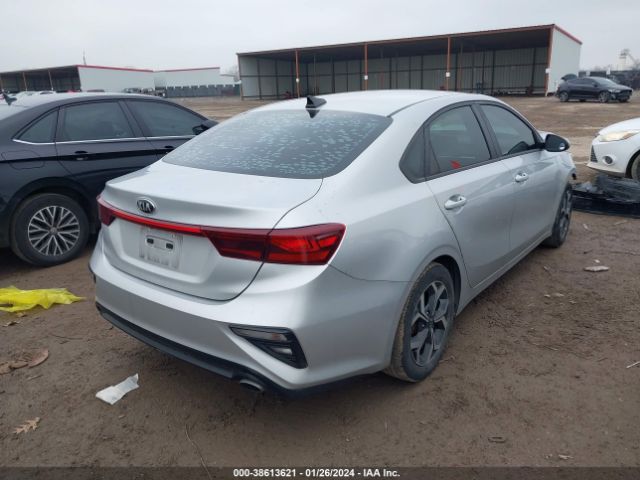 3KPF24AD9KE052539 KIA Forte Lxs