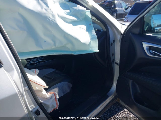 Nissan Pathfinder S 2017 5N1DR2MM8HC640186 Image 5