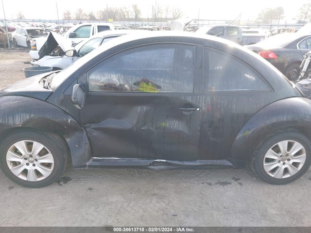 2009 VOLKSWAGEN NEW BEETLE COUPE S VIN: 3VWPW31C19M512588