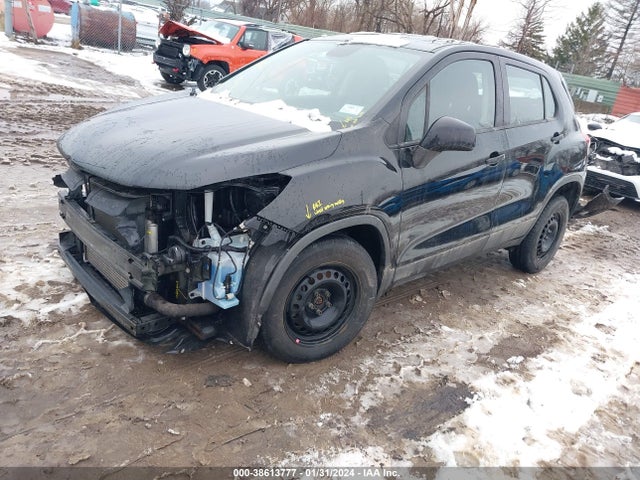 Chevrolet TRAX LS 2017 3GNCJKSB9HL279720 Image 2