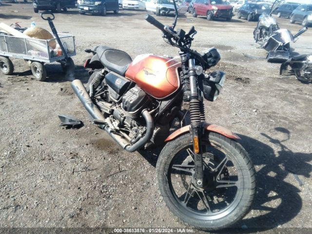 2021 MOTO GUZZI V7 ZGUKZUA03MM000199