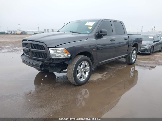 RAM 1500 Express  4x4 5'7 Box 2018 1C6RR7KT7JS337758 Image 2