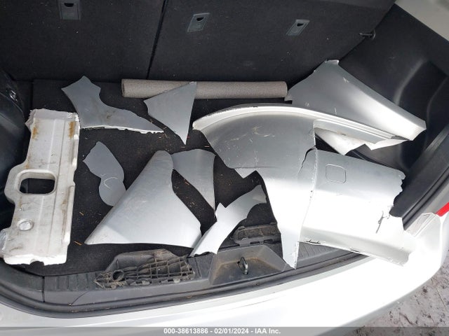 2009 SCION XB VIN: JTLKE50E991088304
