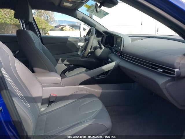 2022 HYUNDAI ELANTRA SEL VIN: 5NPLM4AG5NH066333