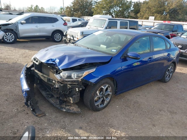 KIA Forte Lxs 2019 3KPF24AD7KE131515 Image 2