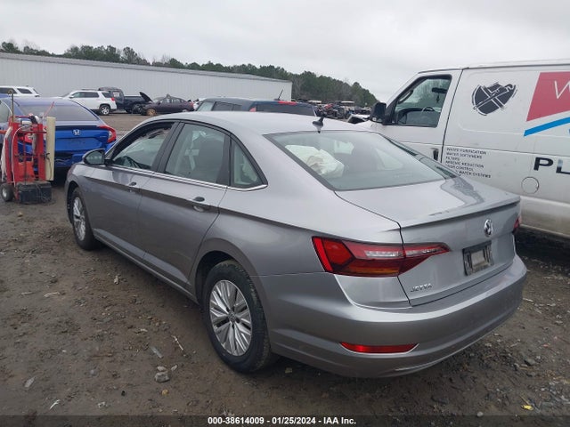 3VWN57BU0KM235320 Volkswagen Jetta 1.4t S