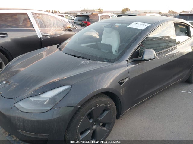 5YJ3E1EA5PF688188 Tesla Model 3 Rear-wheel Drive