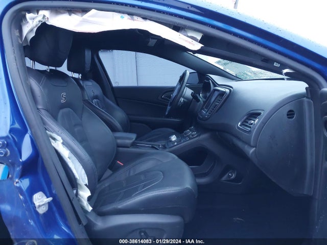 Chrysler 200 S 2016 1C3CCCDG7GN139640 Image 5