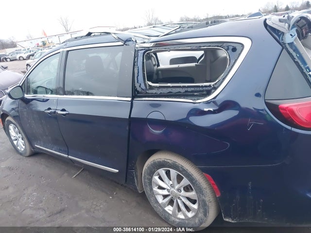Chrysler Pacifica Touring L 2018 2C4RC1BG7JR293174 Image 15