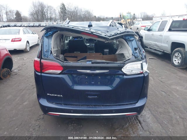 Chrysler Pacifica Touring L 2018 2C4RC1BG7JR293174 Image 17