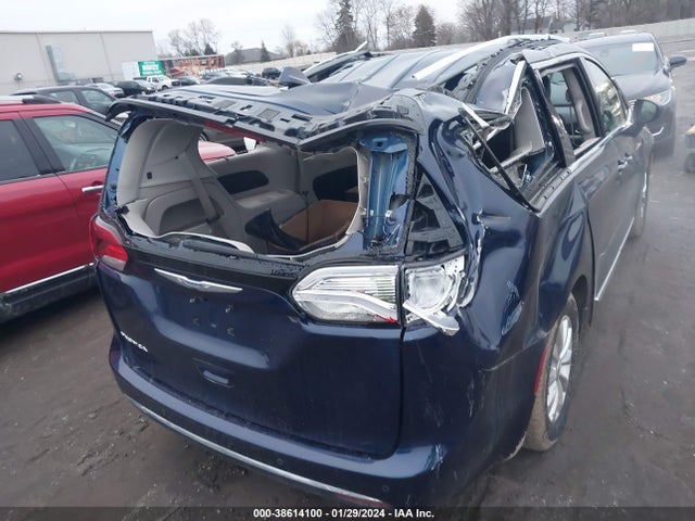Chrysler Pacifica Touring L 2018 2C4RC1BG7JR293174 Image 12
