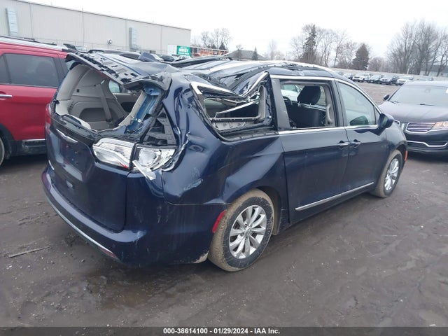Chrysler Pacifica Touring L 2018 2C4RC1BG7JR293174 Image 4