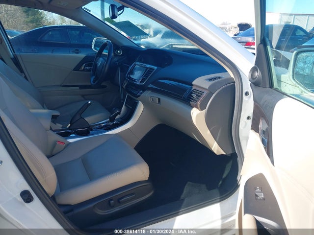 2017 HONDA ACCORD EX-L VIN: 1HGCR2F87HA098317