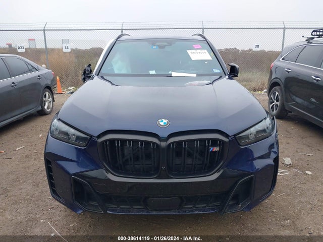 BMW X5 M60i 2024 5UX33EU00R9S77170 Image 12