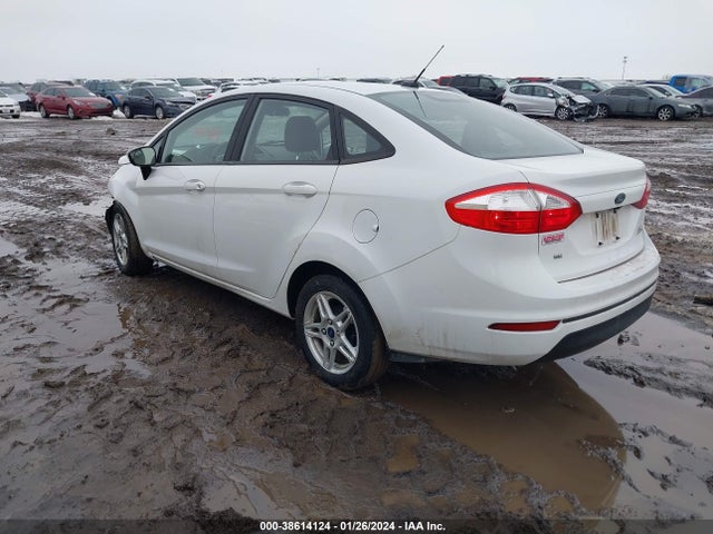 Ford FIESTA SE 2019 3FADP4BJ7KM115047 Image 3
