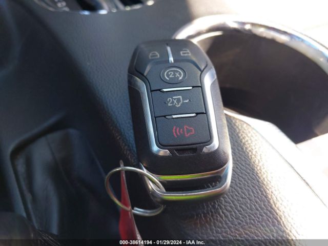 1FA6P8AM4G5267005 Ford Mustang V6