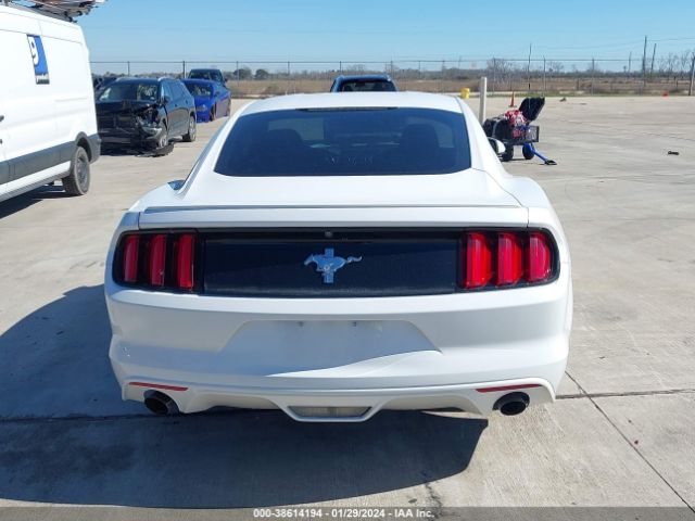 1FA6P8AM4G5267005 Ford Mustang V6