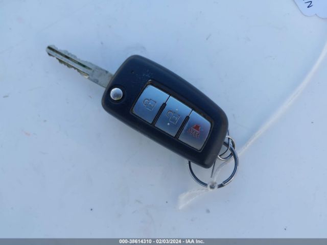 KNMAT2MV3GP692642 Nissan Rogue S/sl/sv