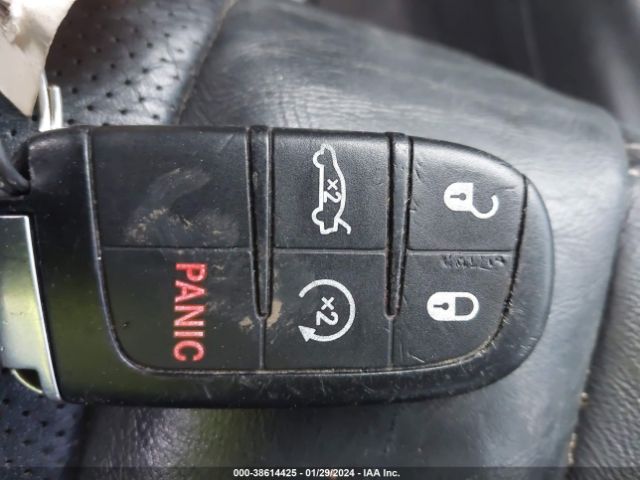 1C3CDFCB8ED902353 Dodge Dart Limited