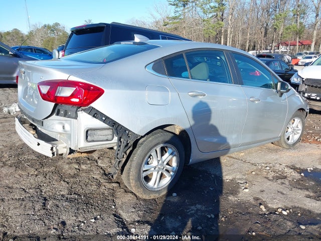 Chevrolet Cruze Lt Auto 2018 1G1BE5SM9J7240639 Image 4