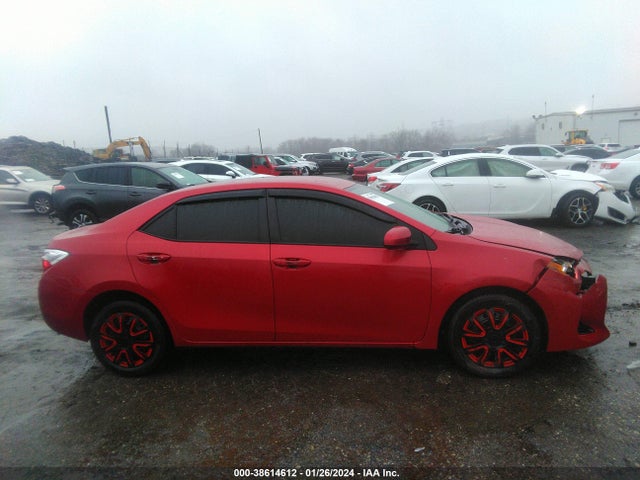 Toyota COROLLA LE 2018 5YFBURHEXJP805349 Image 13