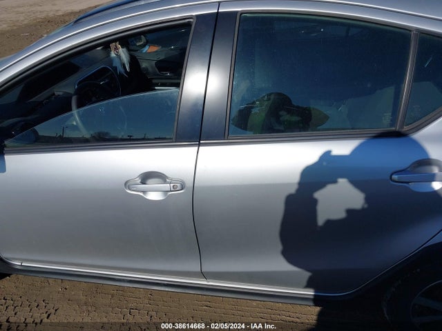 Toyota Prius C Three 2018 JTDKDTB37J1608678 Image 14
