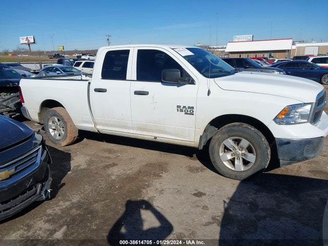 1C6RR7FG3KS534862 RAM 1500 Classic Tradesman Quad Cab 4x4 6'4 Box