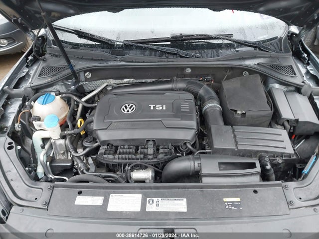 1VWAT7A31HC013280 Volkswagen Passat 1.8t S