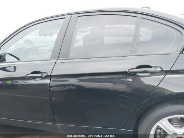 WBA3B1G54FNT05072 BMW 320i
