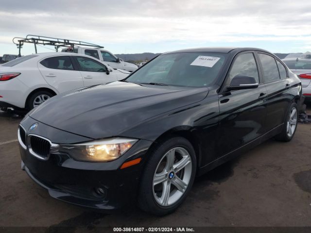 WBA3B1G54FNT05072 BMW 320i