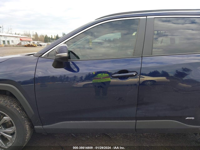 2022 TOYOTA RAV4 XLE PREMIUM HYBRID VIN: 4T3B6RFV4NU071350