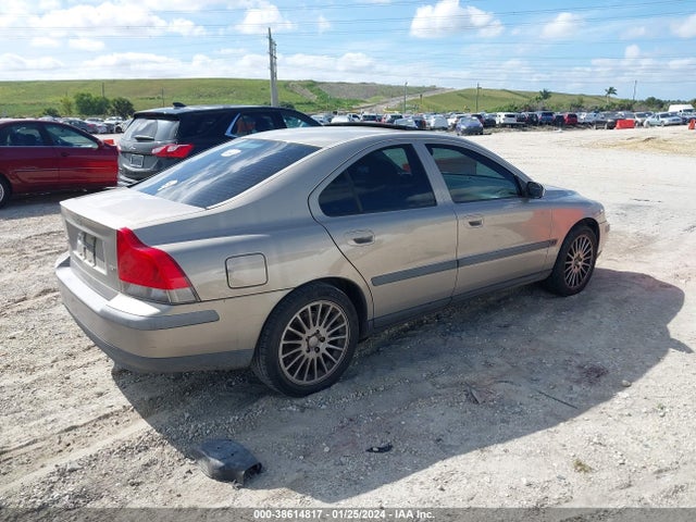 2004 VOLVO S60 2.5T VIN: YV1RS59V242392030