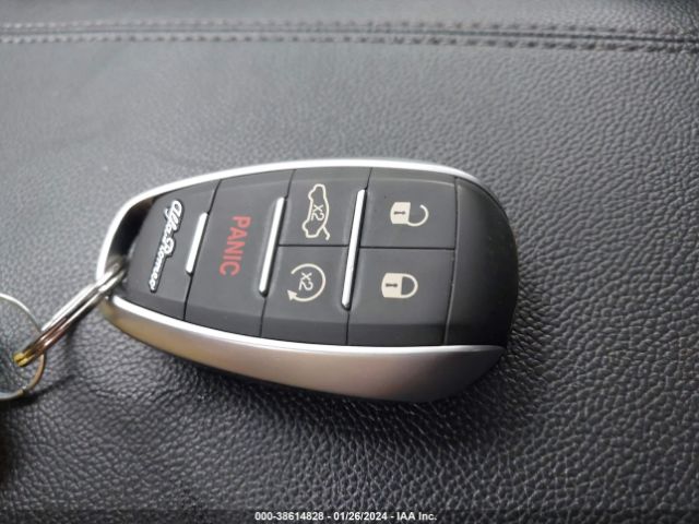ZASPAKBN0K7C45320 Alfa Romeo Stelvio Ti Awd
