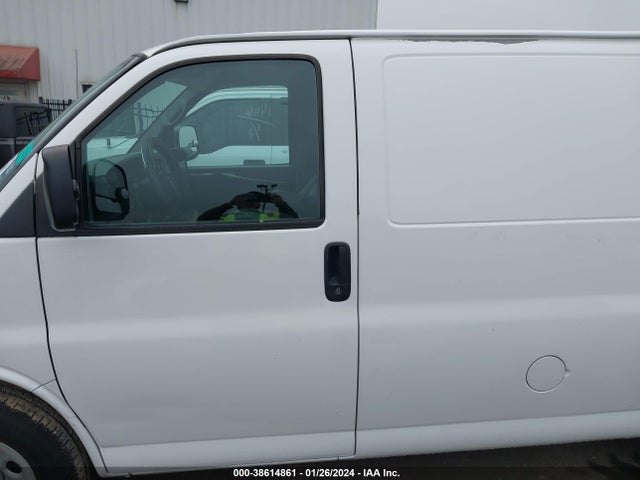 Chevrolet Express 1500 Work Van 2014 1GCSGAFX5E1118528 Image 14