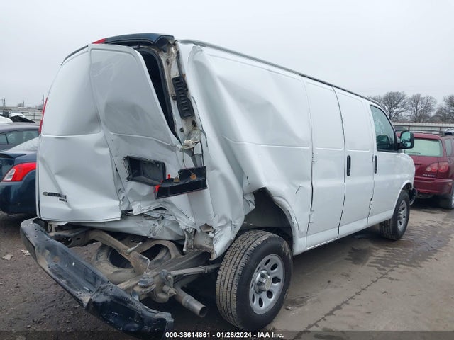 Chevrolet Express 1500 Work Van 2014 1GCSGAFX5E1118528 Image 4