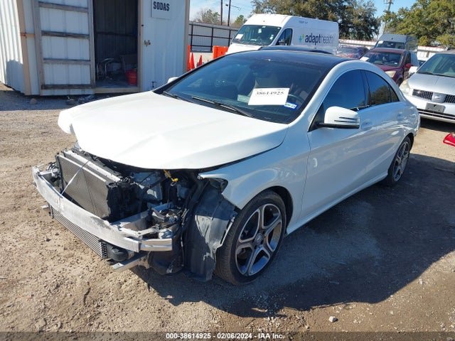 Mercedes-Benz CLA 250 2014 WDDSJ4EB2EN041835 Image 2