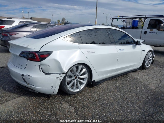 Tesla Model 3 Long Range/performance 2018 5YJ3E1EB4JF182545 Image 4
