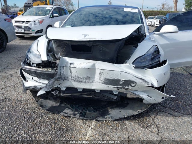 Tesla Model 3 Long Range/performance 2018 5YJ3E1EB4JF182545 Image 6
