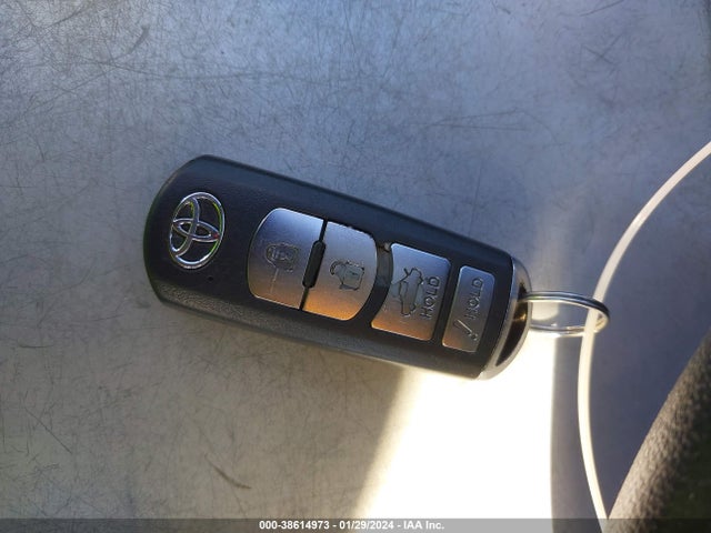 Toyota YARIS L 2019 3MYDLBYV1KY512400 Image 11