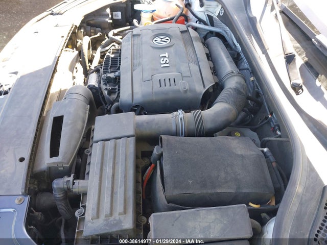 1VWAT7A3XGC029508 Volkswagen Passat 1.8t R-line