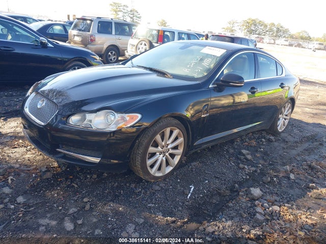 2010 JAGUAR XF SAJWA0GB2ALR52935 Photo 1