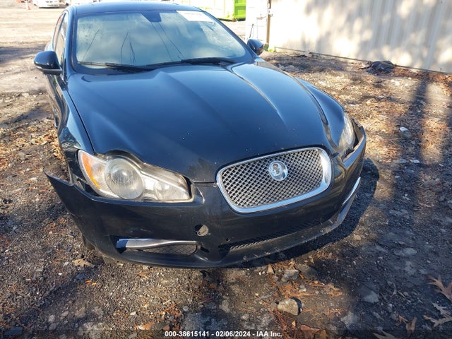2010 JAGUAR XF SAJWA0GB2ALR52935 Photo 5