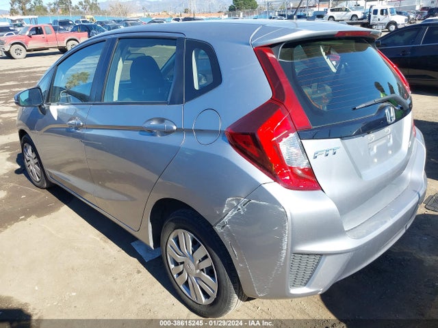 Honda FIT LX 2017 JHMGK5H59HS015326 Image 3
