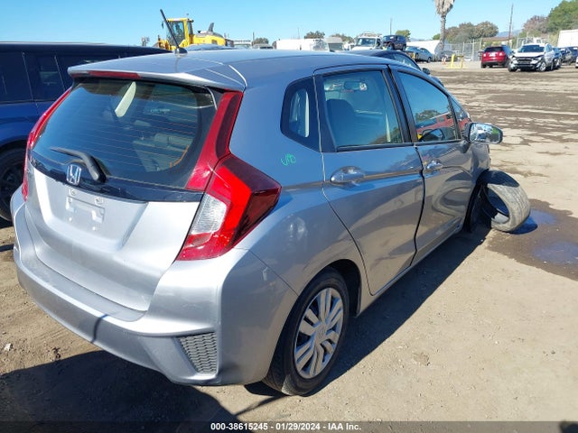Honda FIT LX 2017 JHMGK5H59HS015326 Image 4