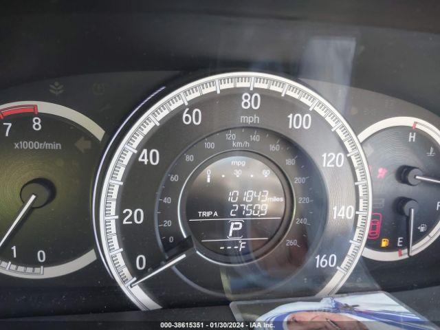 1HGCR2F3XHA017668 Honda ACCORD LX