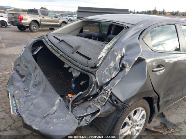 3MYDLBZV6GY128599 Scion IA