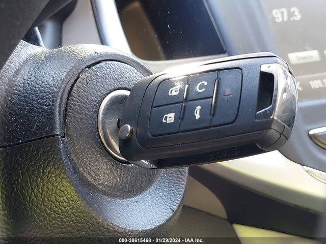Chevrolet Sonic Lt Auto 2017 1G1JD5SH0H4163866 Image 11