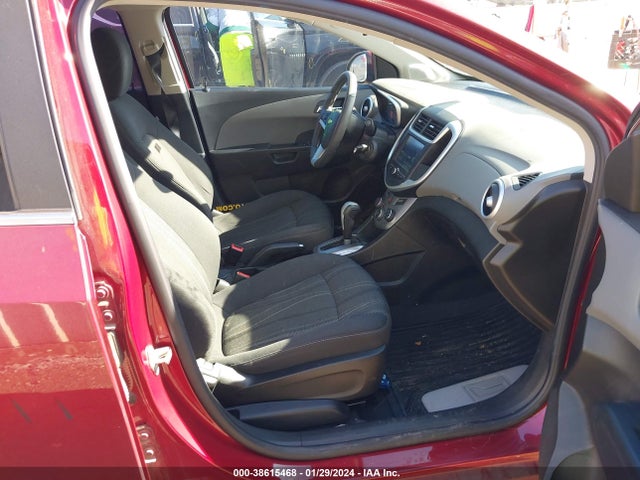 Chevrolet Sonic Lt Auto 2017 1G1JD5SH0H4163866 Image 5